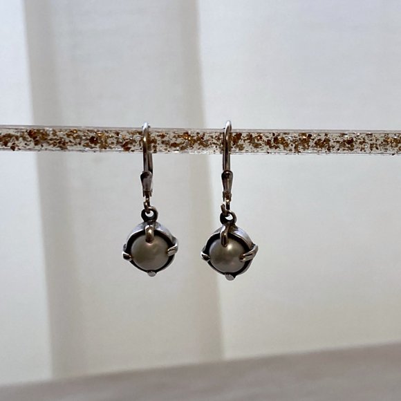 Delicate PEARL in STERLING SILVER Dangling Earrings LEVER BACK - Picture 3 of 6